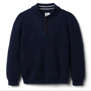 TEXTURED HENLEY SWEATER